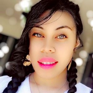 Meet your Posher, Salomelala